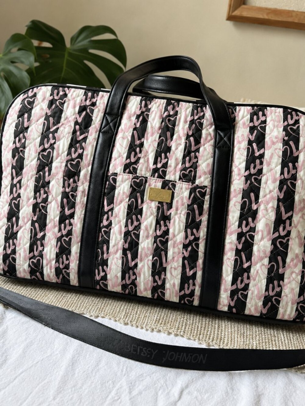 Betsey Johnson Quilted Weekender Duffel Bag Pink Black Luv Hearts Carry On